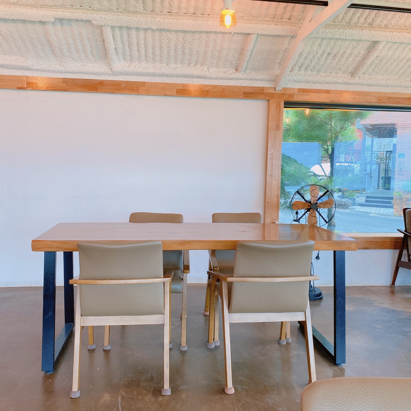 함덕해변 서우봉 구옥개조 제주돌집 사계카페