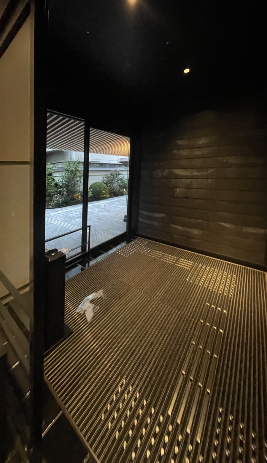 미츠이 가든 호텔 방풍실