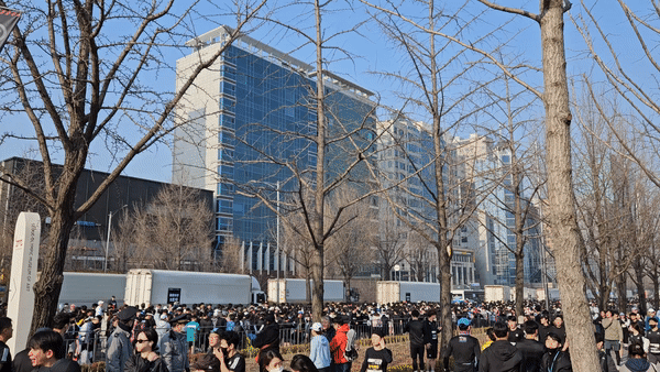 서울 마라톤 물품 트럭 이동