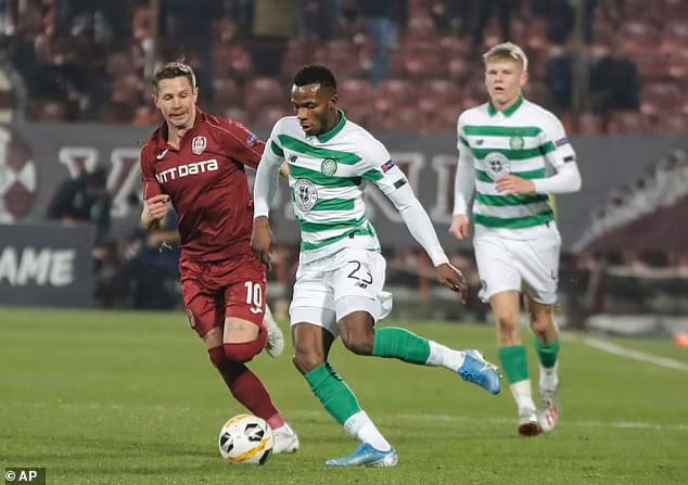 충격! 루마니아 축구팀, 코로나19 접종자들 출전금지?...도대체 무슨 일 Romania's most famous football team, Steaua Bucharest, announce a ban on VACCINATED players...