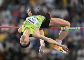 우상혁 선수 경기 이미지2