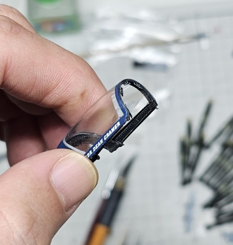 디테일업-레진-부착