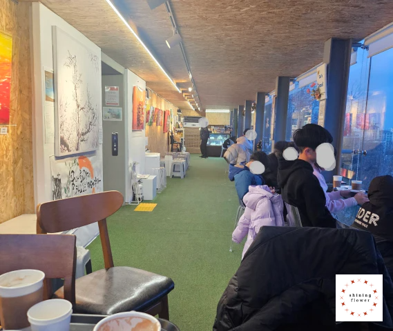 카페낙타-실내 사진