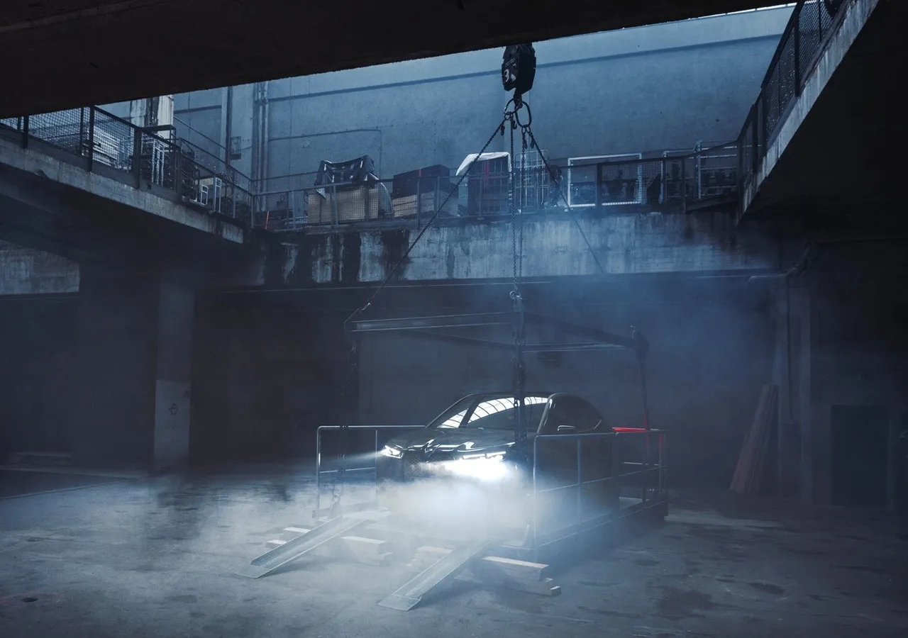 BMW IX M60 차량 이미지