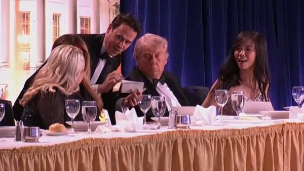 트럼프 피신 영상: 백악관 기자단 만찬 총격 사건 발생 ❘ 현장 상황·피신 경로·용의자 체포 실시간 분석