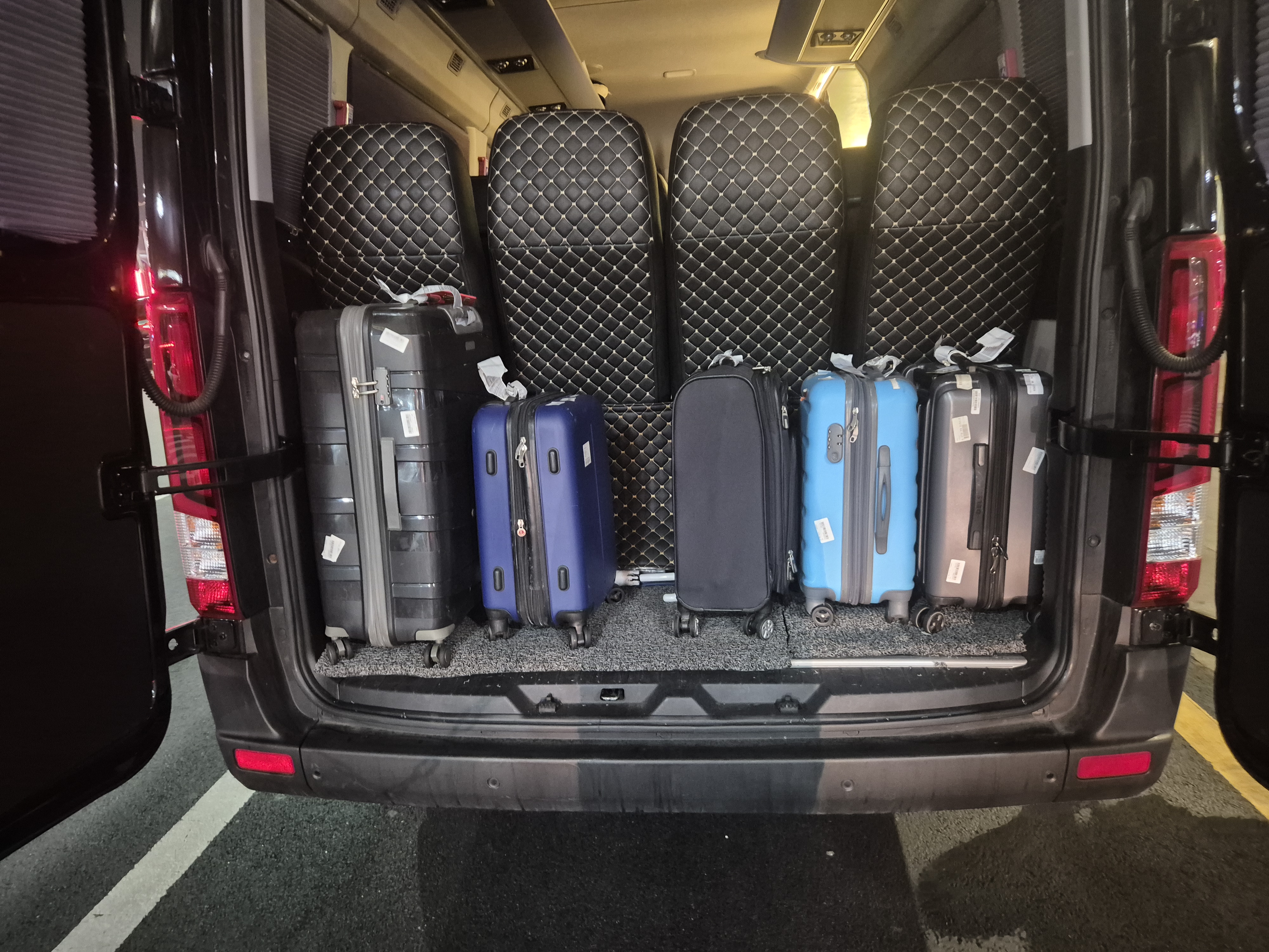 Airport pickup service at Incheon International Airport