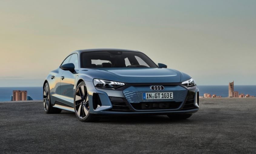 아우디 e-트론 GT