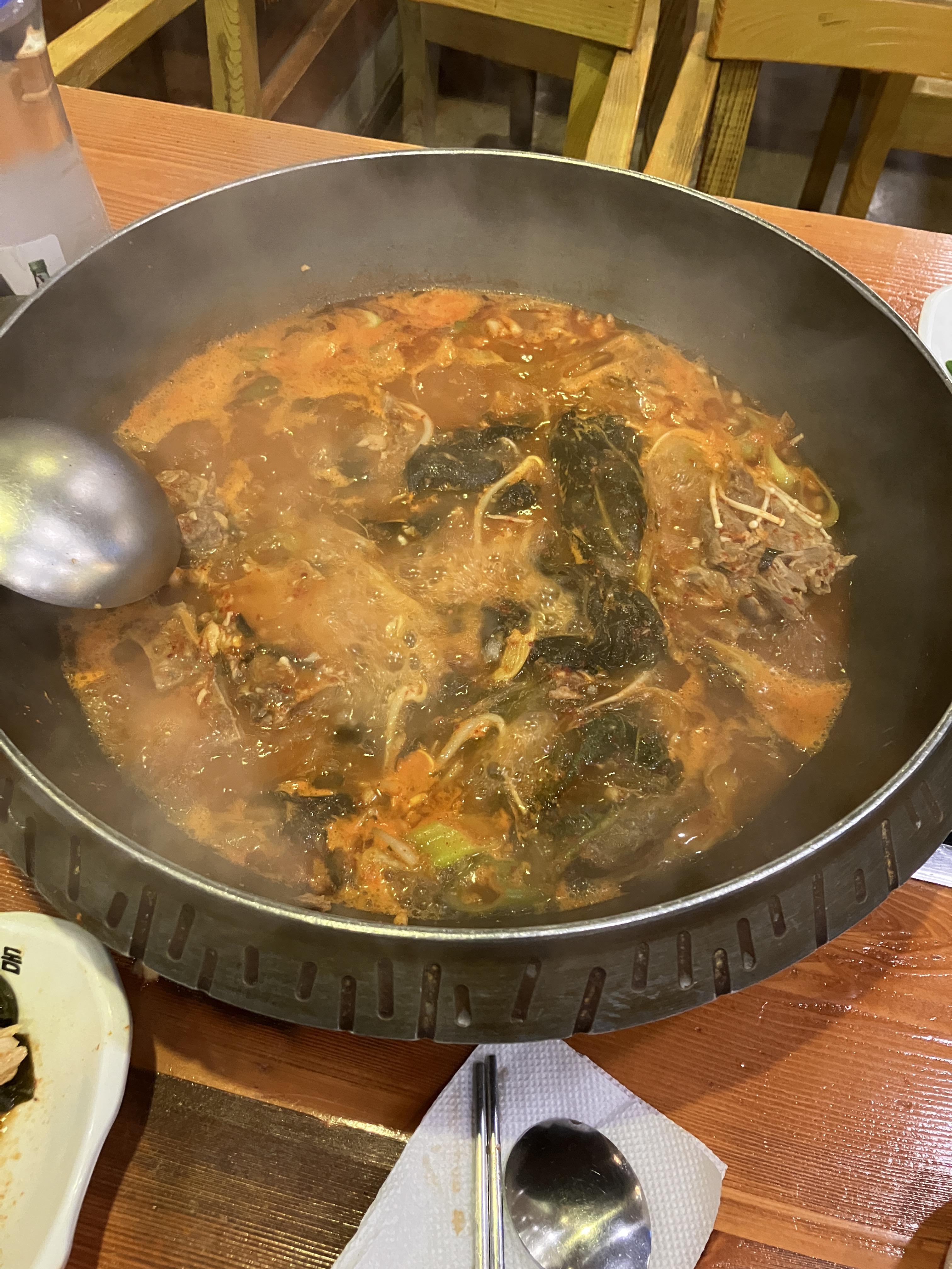 이바돔감자탕의 얼큰감자탕