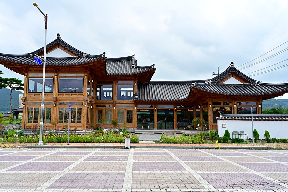 장성 황룡강 홍길동무 꽃길 축제