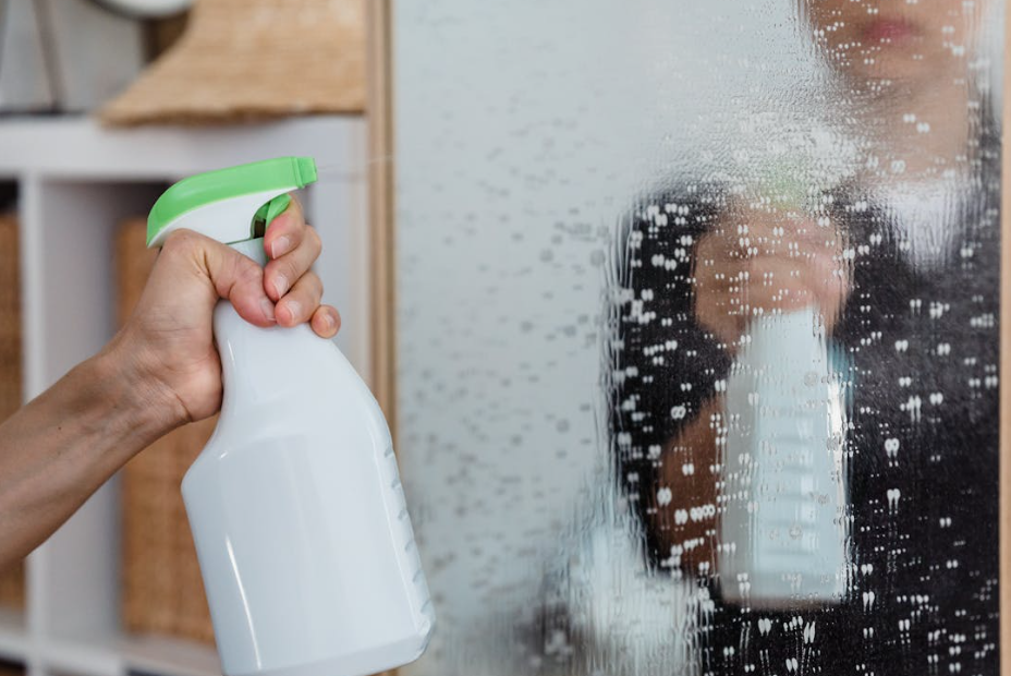 임신 기간 중 주의해야 할 일상 속 독성 화학 물질 노출 차단 방법