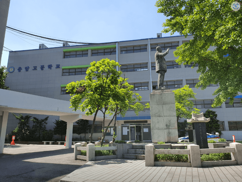 서울의 봄 국방부장관 대통령 탄핵절차 충암고 라인 비상계엄령