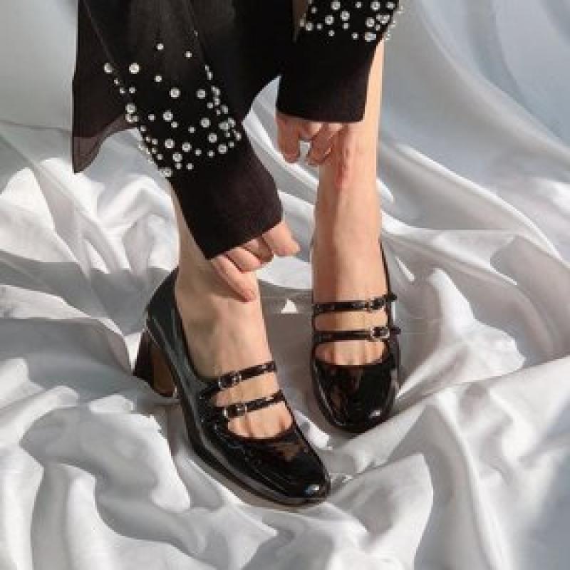 에나멜 투스트랩 메리제인힐