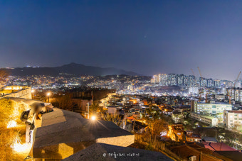 고즈넉한 서울 성곽길 따라 걷는 낙산공원 도보 여행