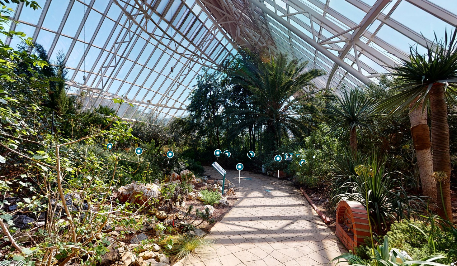 충남 서천 국립생태원: 실내 에코리움과 야외 전시, 백패커 방문