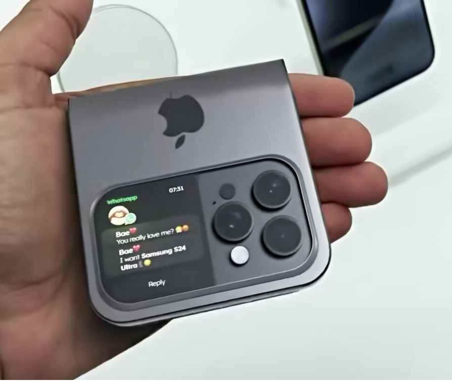 접는 아이폰의 예상 다자인 : 출처 - 인스타그램 emkwan