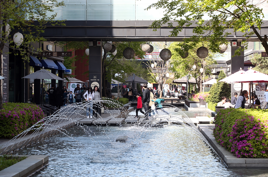 2025 송도해변축제 완벽정리! 도심에서 만나는 인공해변과 환상 공연 총정리&rdquo;