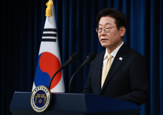 이재명 대통령이 11일 서울 용산 대통령실 청사에서 열린 한·베트남 공동언론발표에서 발언하고 있다.