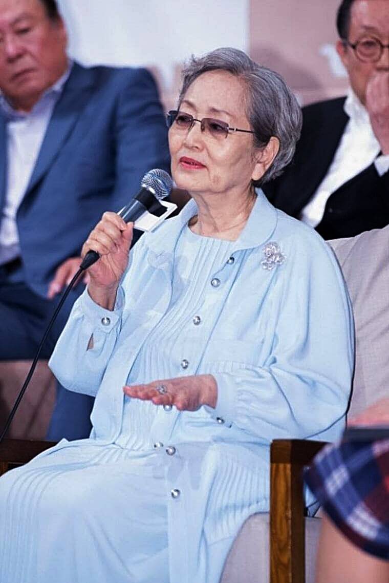 배우-김영옥