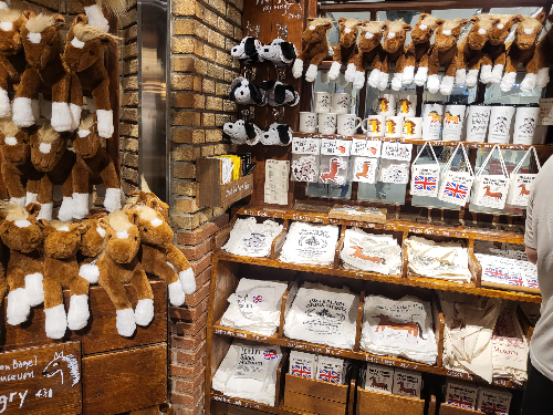 런던베이글 굿즈모습