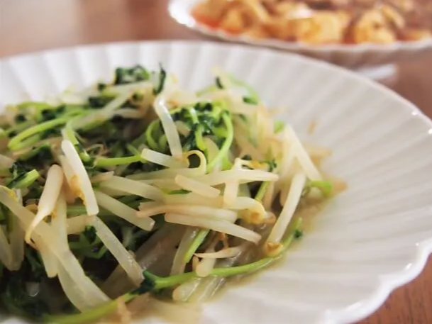 덜 익힌 숙주 주의