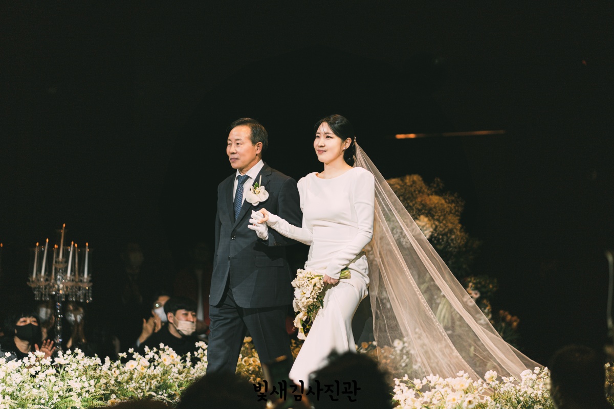 소풍컨벤션웨딩 라온제나홀 본식스냅 서브스냅 22