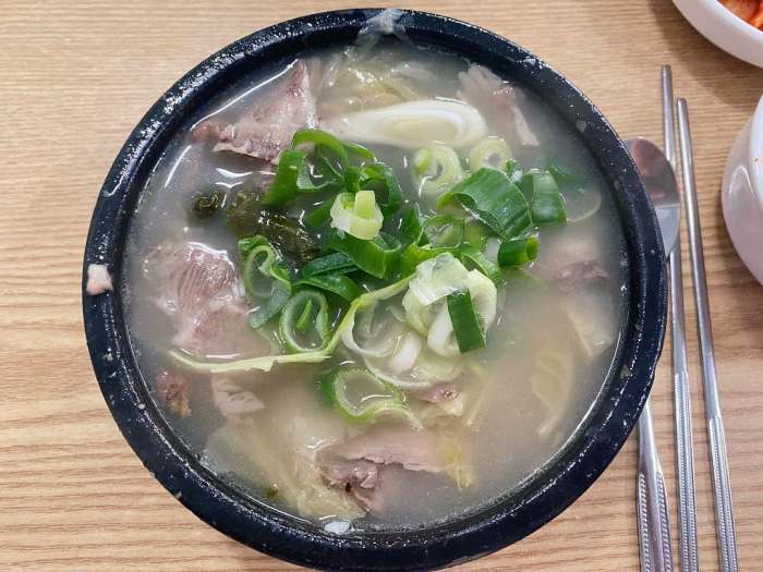 생방송오늘저녁 인천 해장 국밥 60년 노포 새벽 5시부터 10시반까지 해장국 11시부터 오후 3시까지 설렁탕 맛집 추천