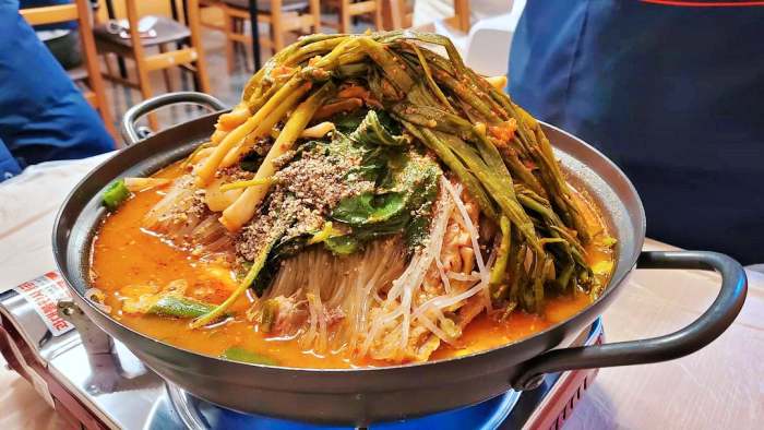 맛있는녀석들 산더미 파김치 감자탕