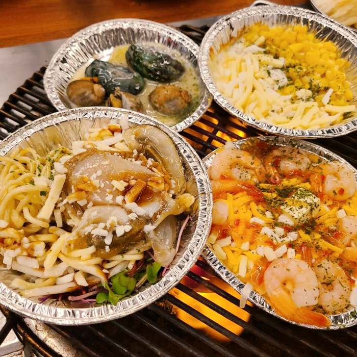 백반기행 지수원 편 4단 조개구이 무한리필 치즈 가리비 전복 숯불 구이 오이도 맛집 소개