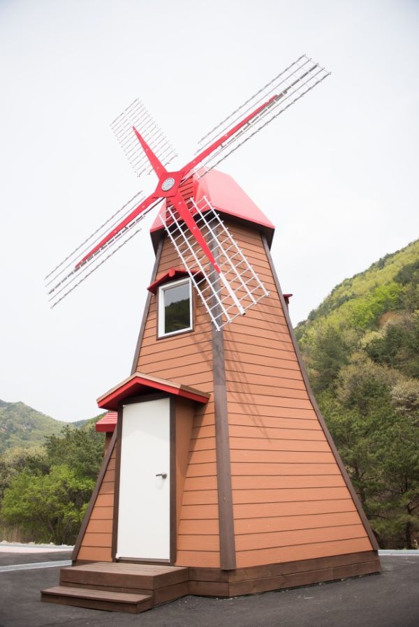 금산산꽃벚꽃마을_오토캠핑장_풍차