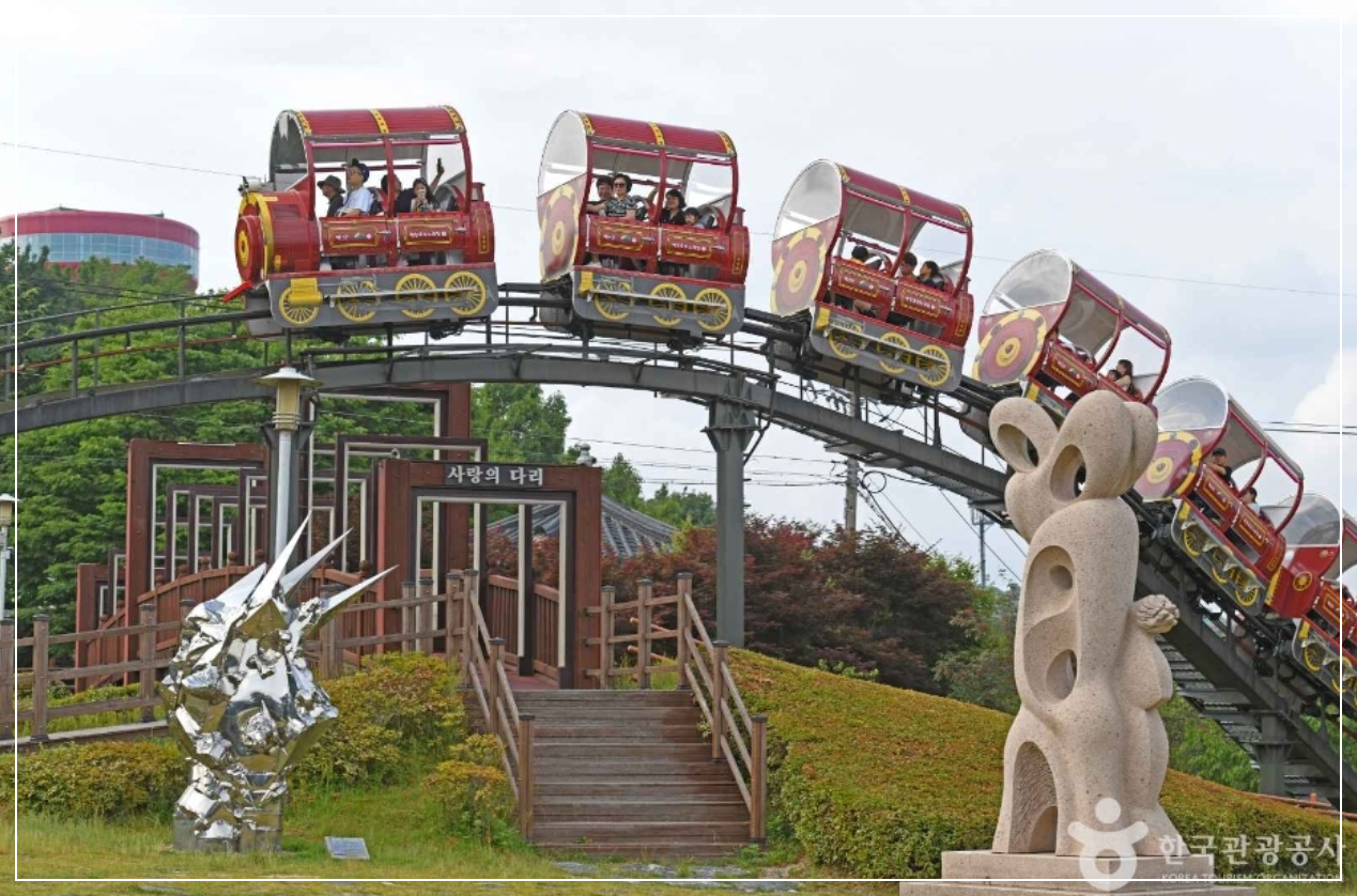 예산 가볼만한곳 베스트10 예당호 조각공원 &amp; 수변 산책로