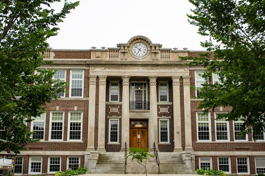 'Institute'