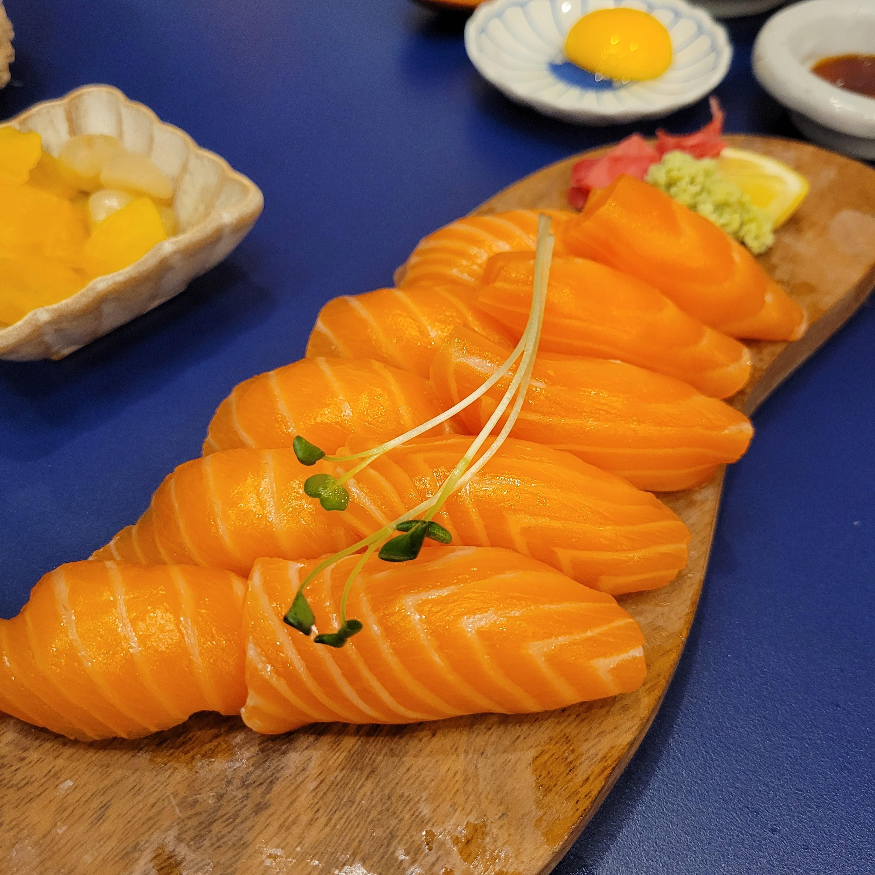 연어초밥