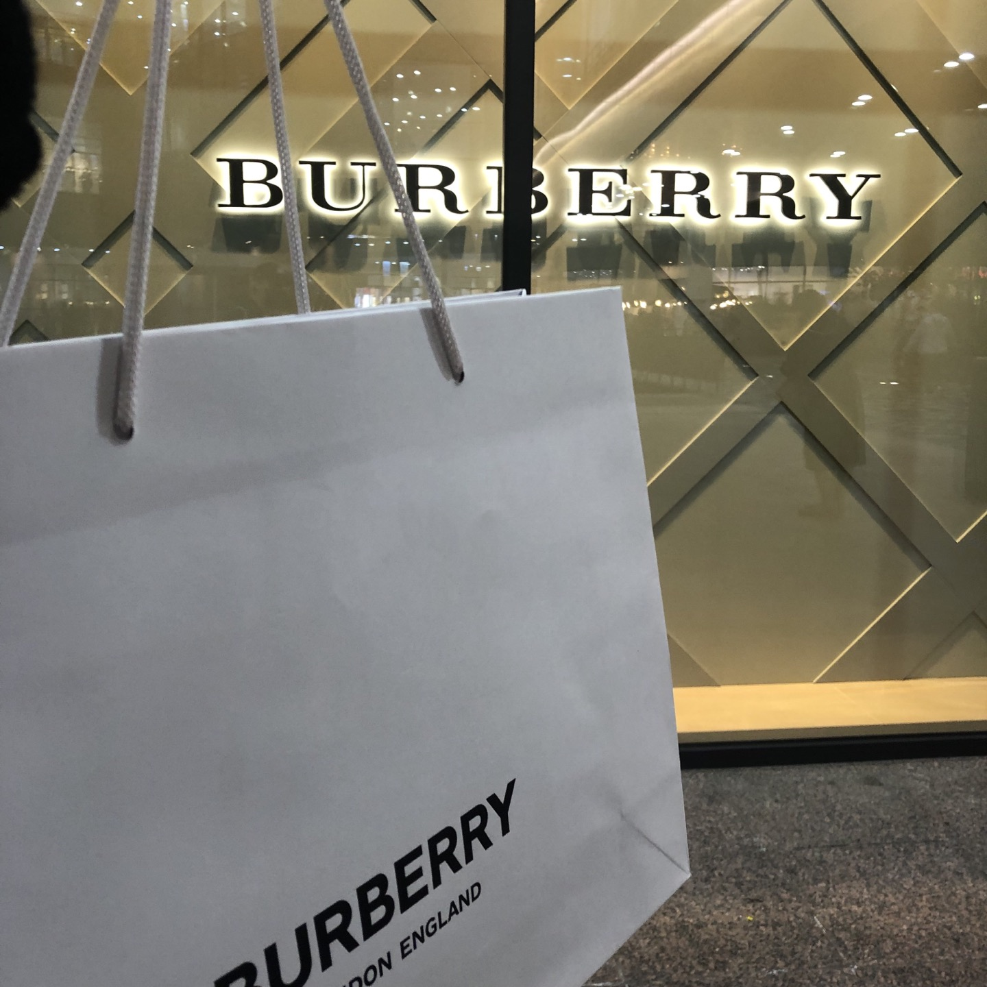 김포현대프리미엄아울렛 버버리