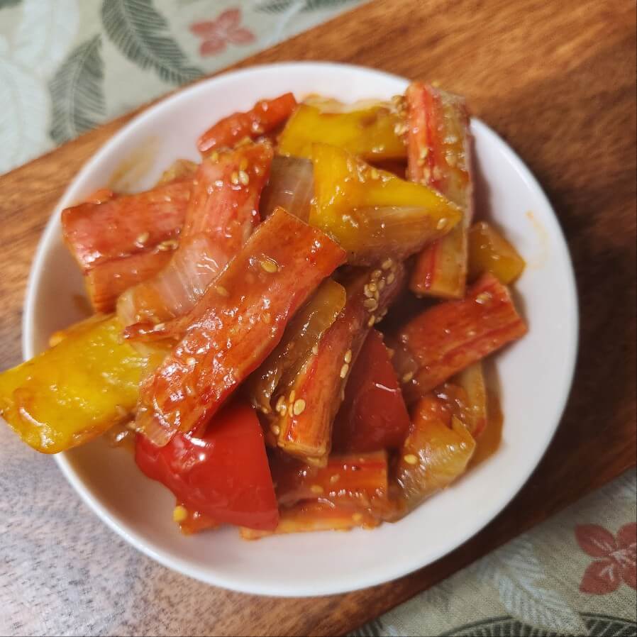 오양맛살 하인즈 케찹 야채 볶음 완성
오양맛살요리