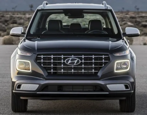 현행 베뉴 전면