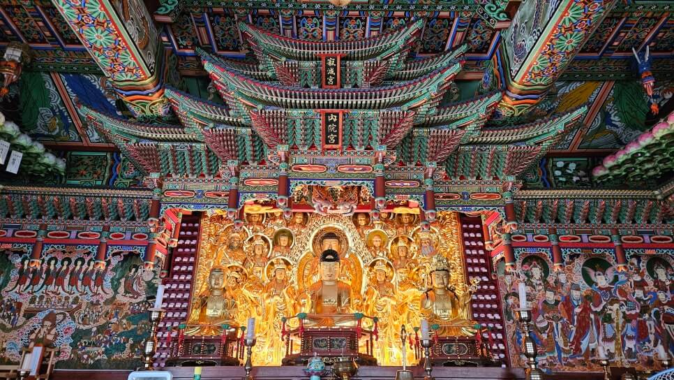 제천 무암사 : 금수산 안개 속에 숨겨진 천년 고찰 소의 전설과 신비로움을 간직한 사찰