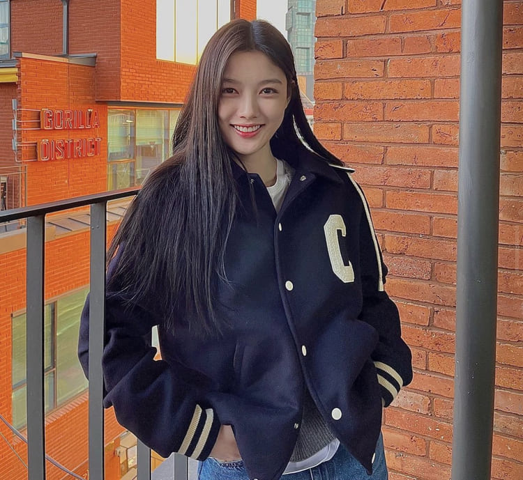 배우 김유정 사복 패션