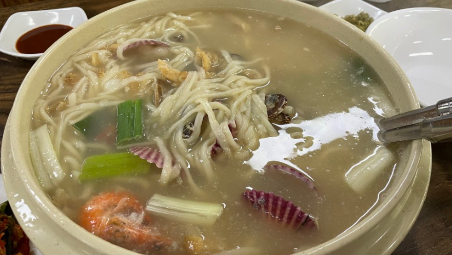 황해해물칼국수