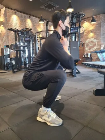 허리 보호 청소자세와 무릎 부담 줄이는 도구 추천_28