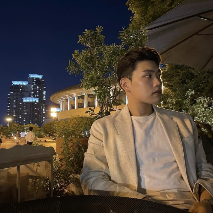 고정우 인스타 셀카 외모