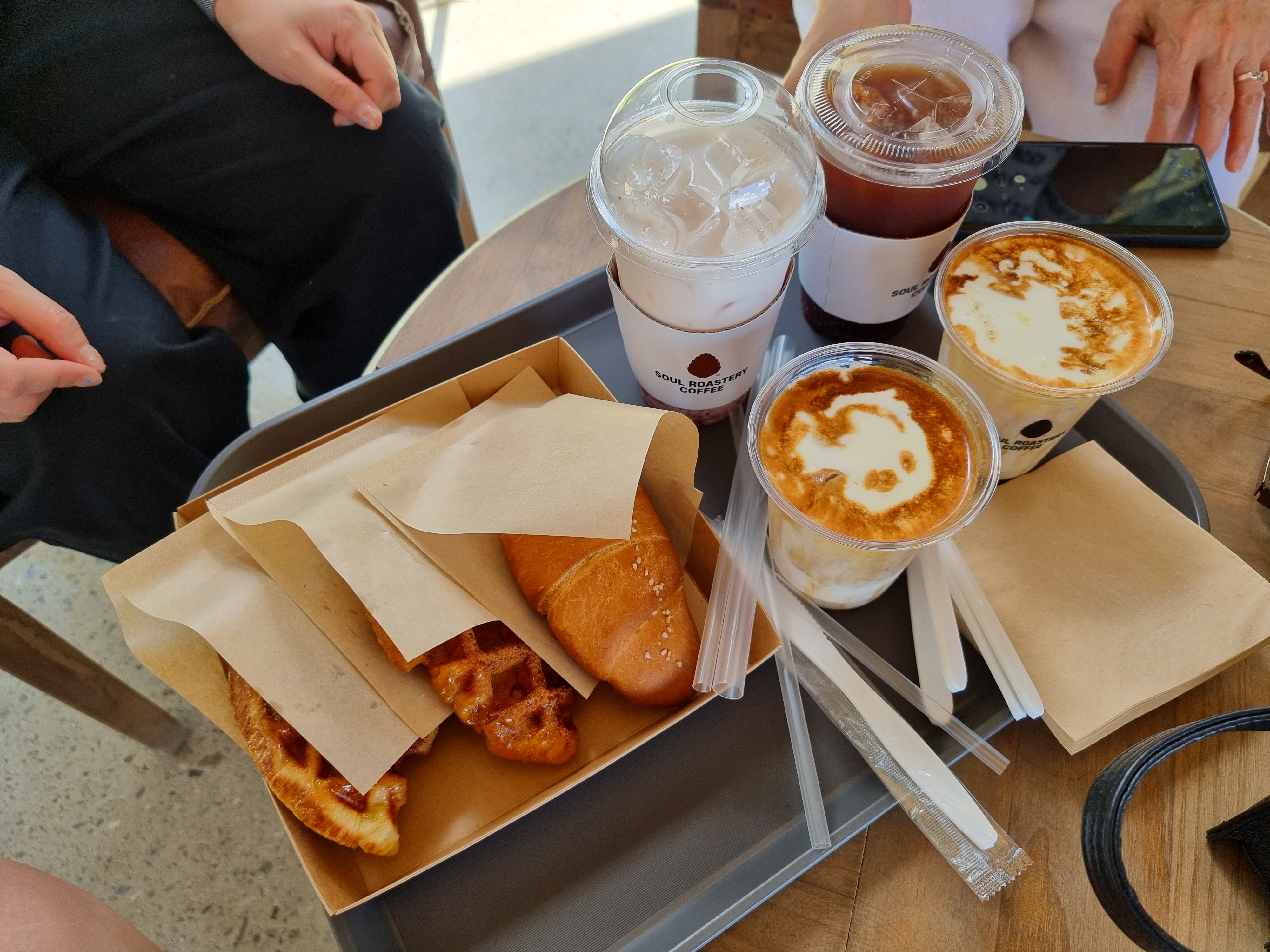 옥수수커피와 크로플