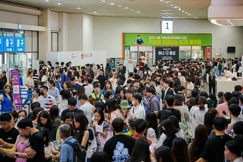 창업 상담회와 바이어 프로그램 소개