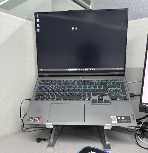 노트북 받침대 스탠드 팬 알루미늄 경량 슬림 거북목 직장인 직장생활