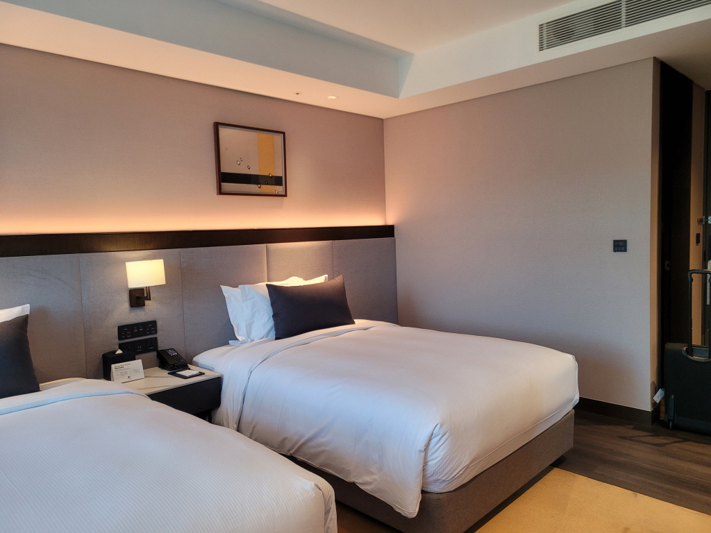 더블트리 바이 힐튼 서울 판교 프리미엄 코너룸