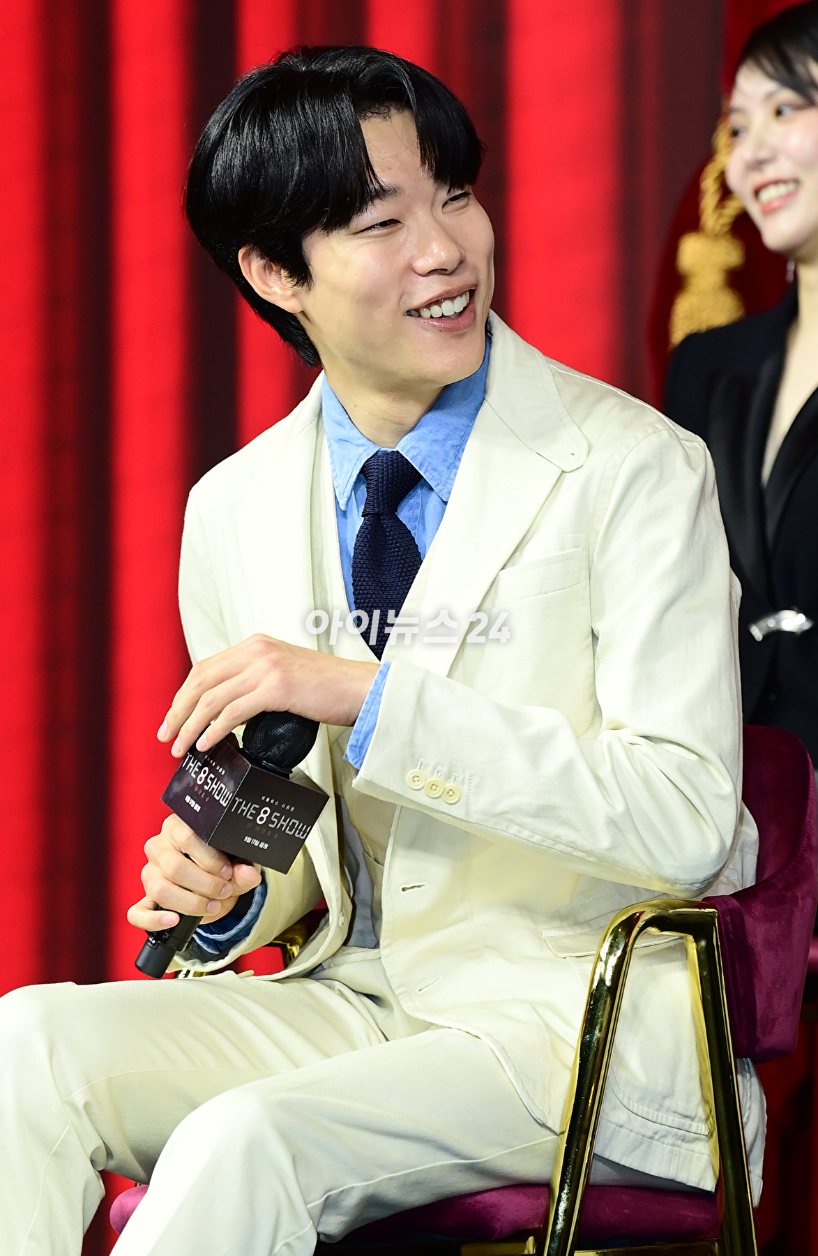 배우 류준열이 10일 오전 서울 중구 앰배서더 서울 풀만 호텔에서 열린 넷플릭스 오리지널 시리즈 '더 에이트 쇼(The 8 Show)' 제작발표회에 참석하고 있다. [사진=정소희 기자]