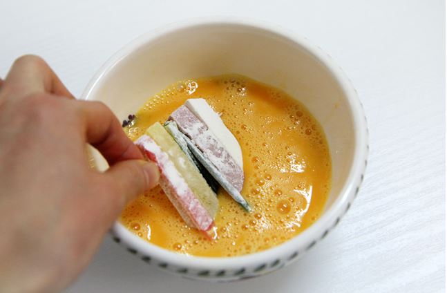 계란물 뭍히기