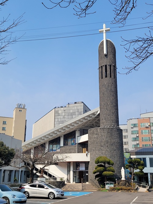 신제주성당 건물 외부사진
