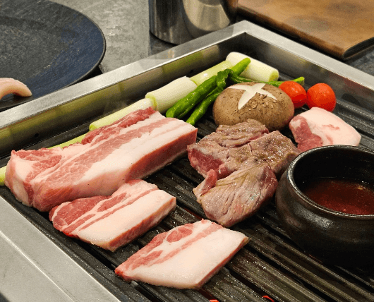 생방송투데이 제주 제주시 흑돼지 한상 맛집 정보! 자족식당