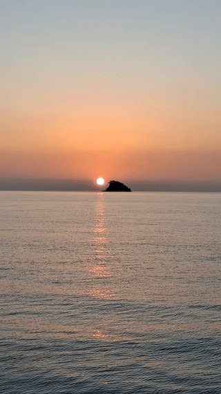 샤크섬 해돋이 움짤