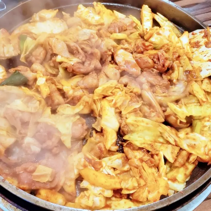 현봉식 청일전자 미쓰리 명대리 김기남이 운영하는 닭내장 닭갈비 춘천 의암호 레고랜드 근처 맛집